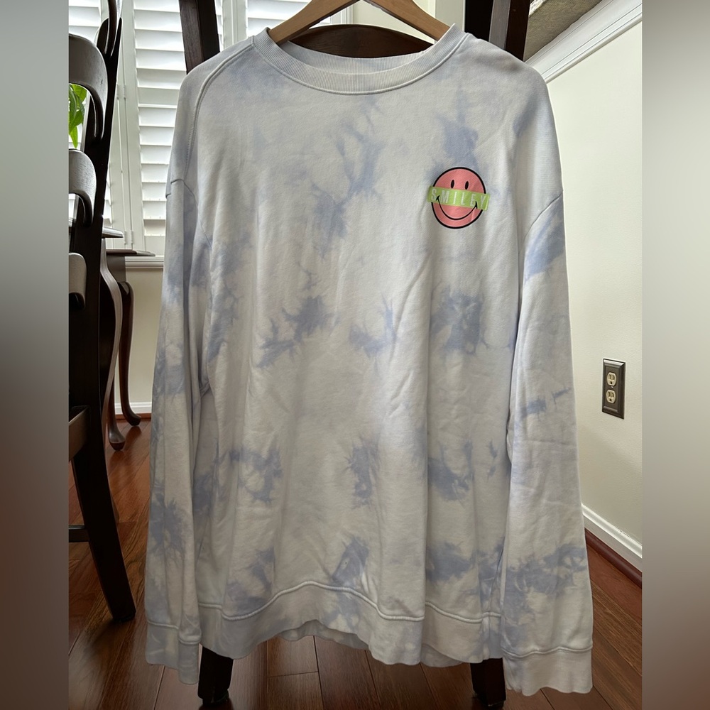 Men’s H&M x Smiley 50th Anniversary Blue/White tie-dye Crewneck Sweatshirt XL